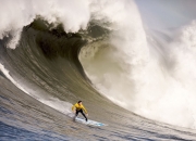 PG游戏APP-舞台越大，越强—乔治在黄蜂对阵太阳的比赛中闪耀