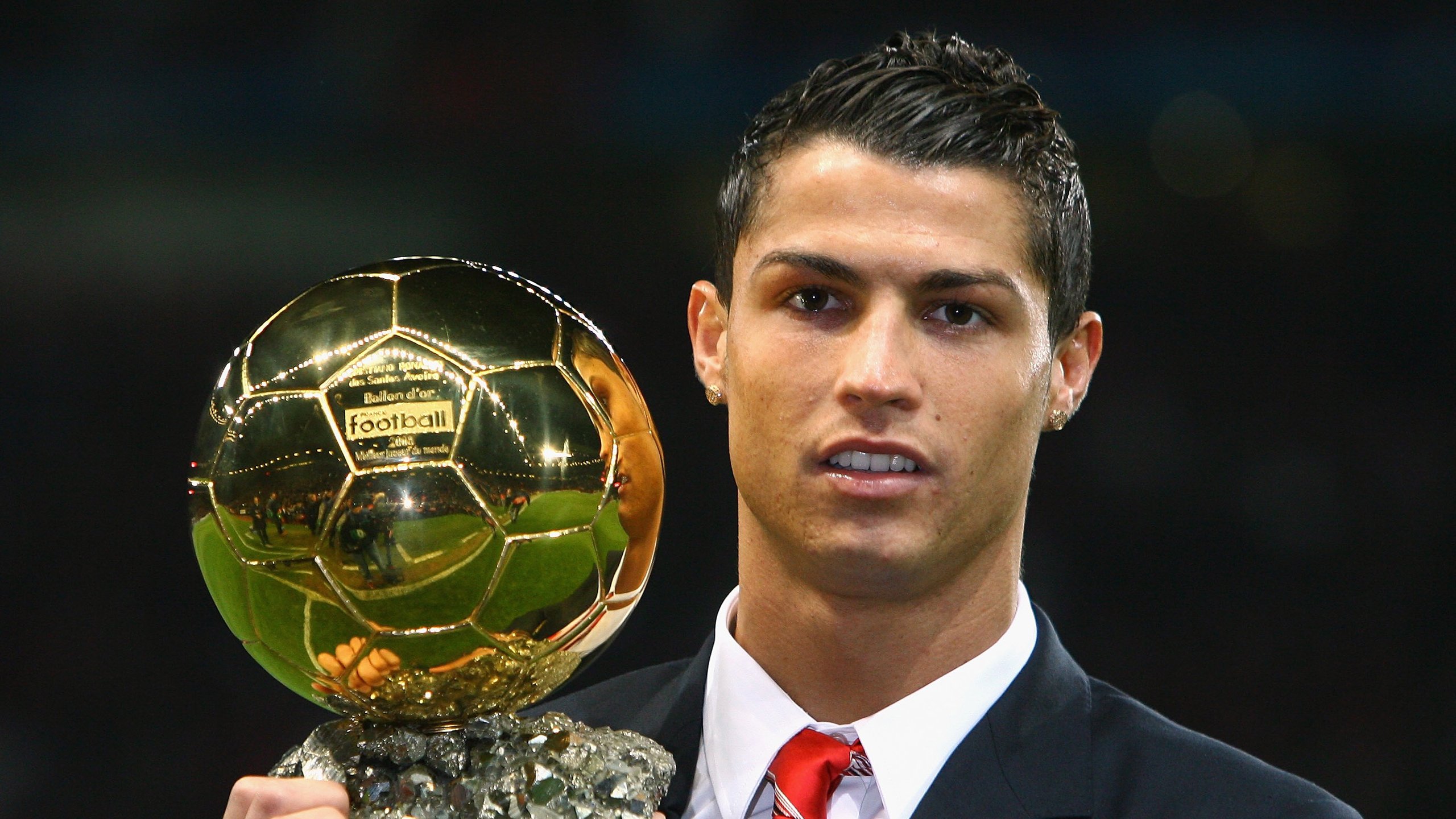 孔德全程高能输出!克罗地亚对阵卡塔尔的战术风暴